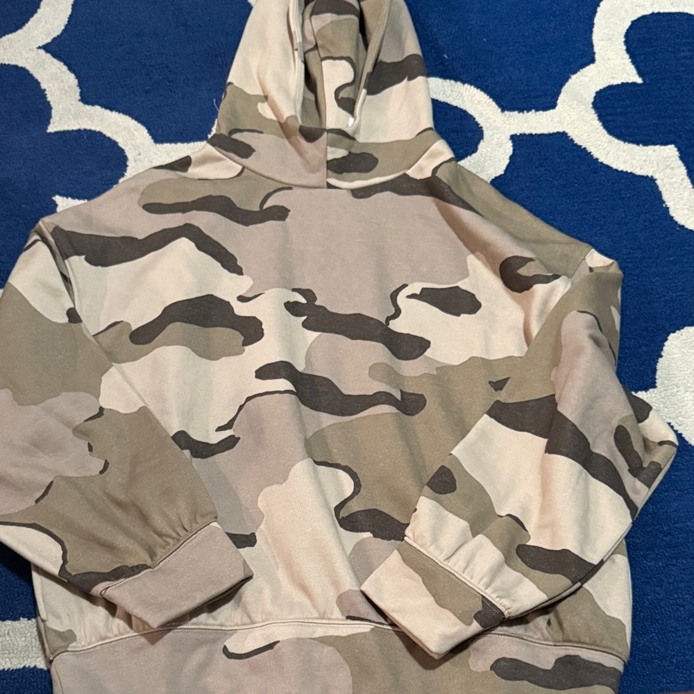 Urban Outfitters X Out from Under Hoodie - Picture 3 of 3